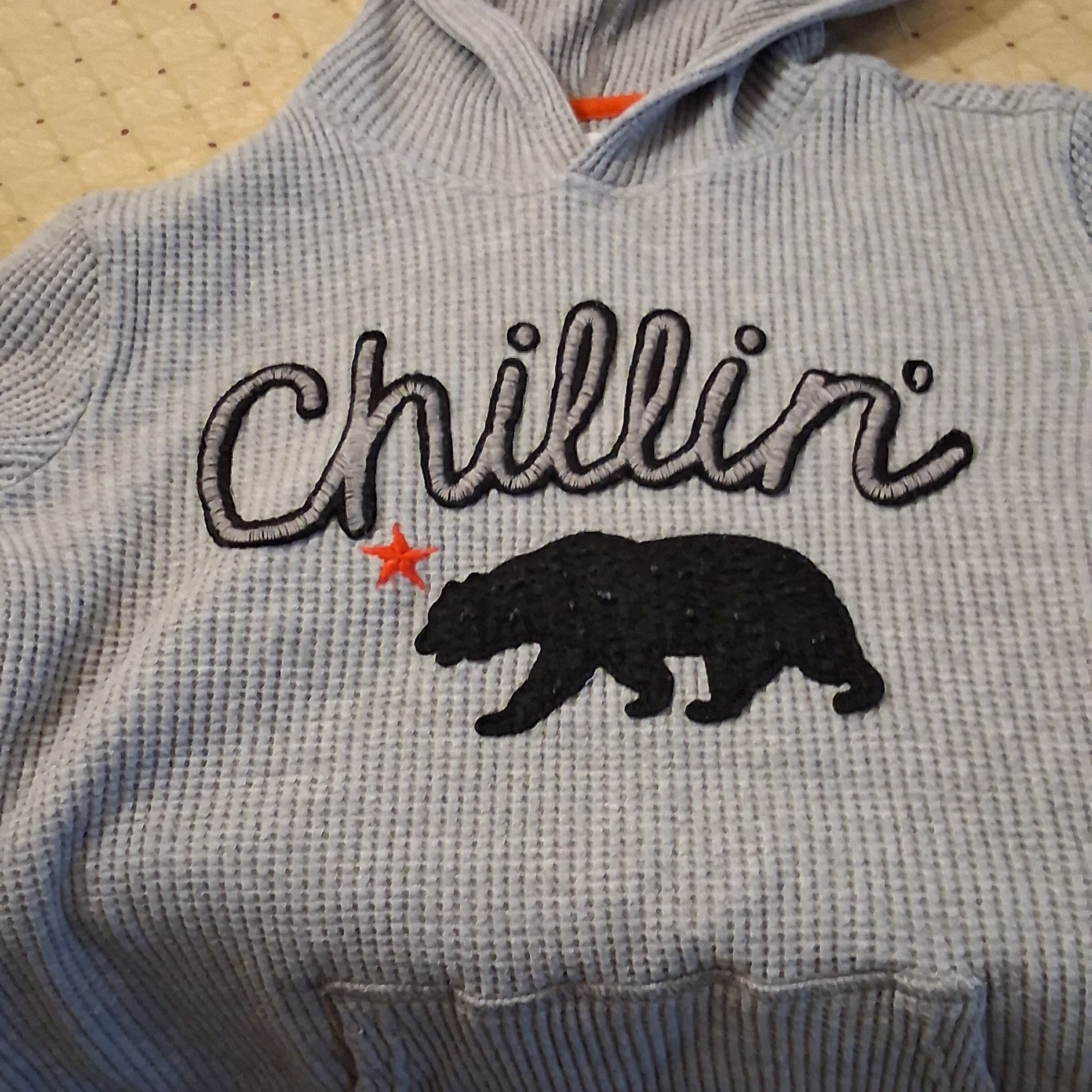 Gray Hooded Sweater With Bear Design 0286